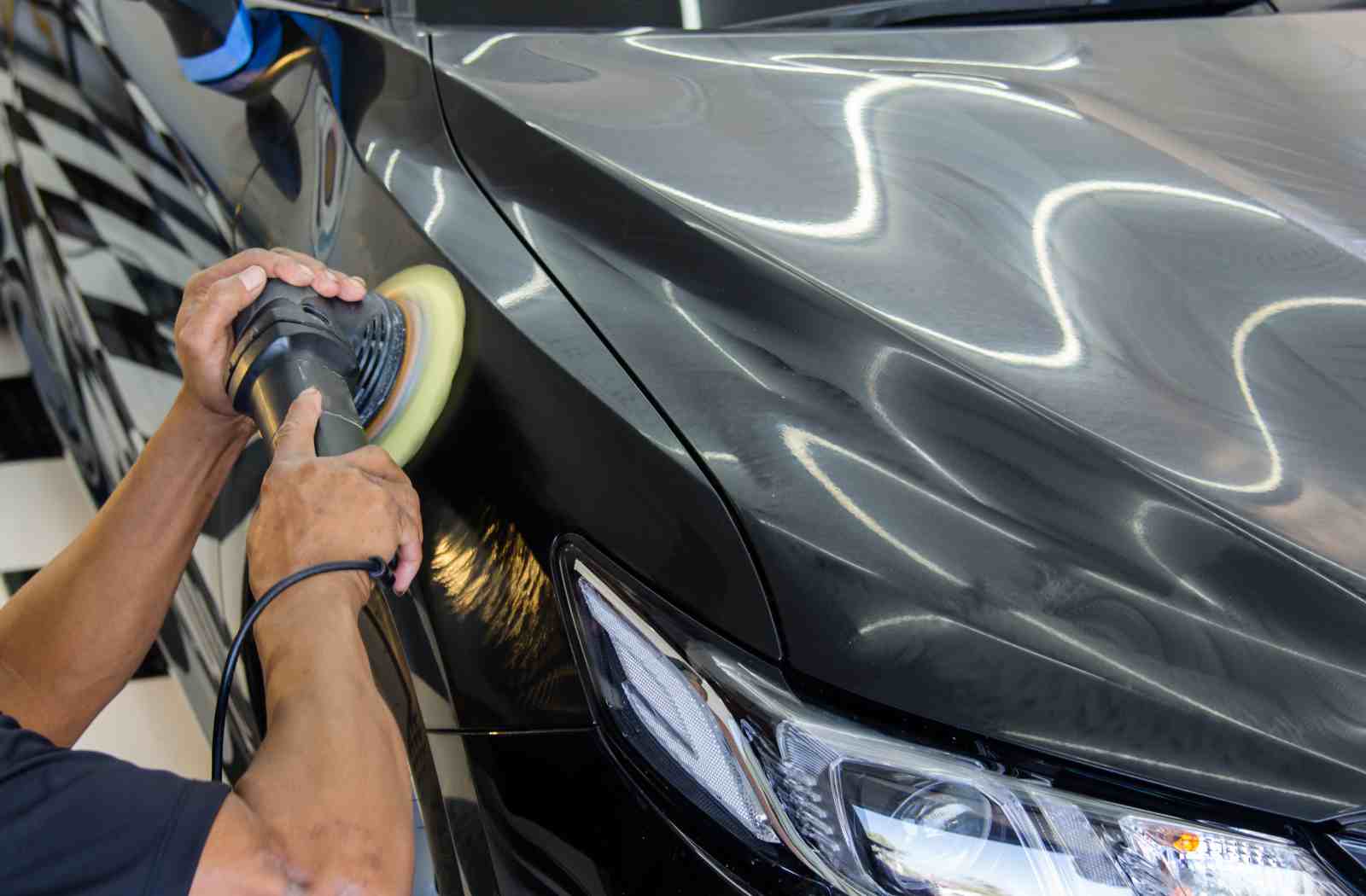 Car Polishing Services In Dubai